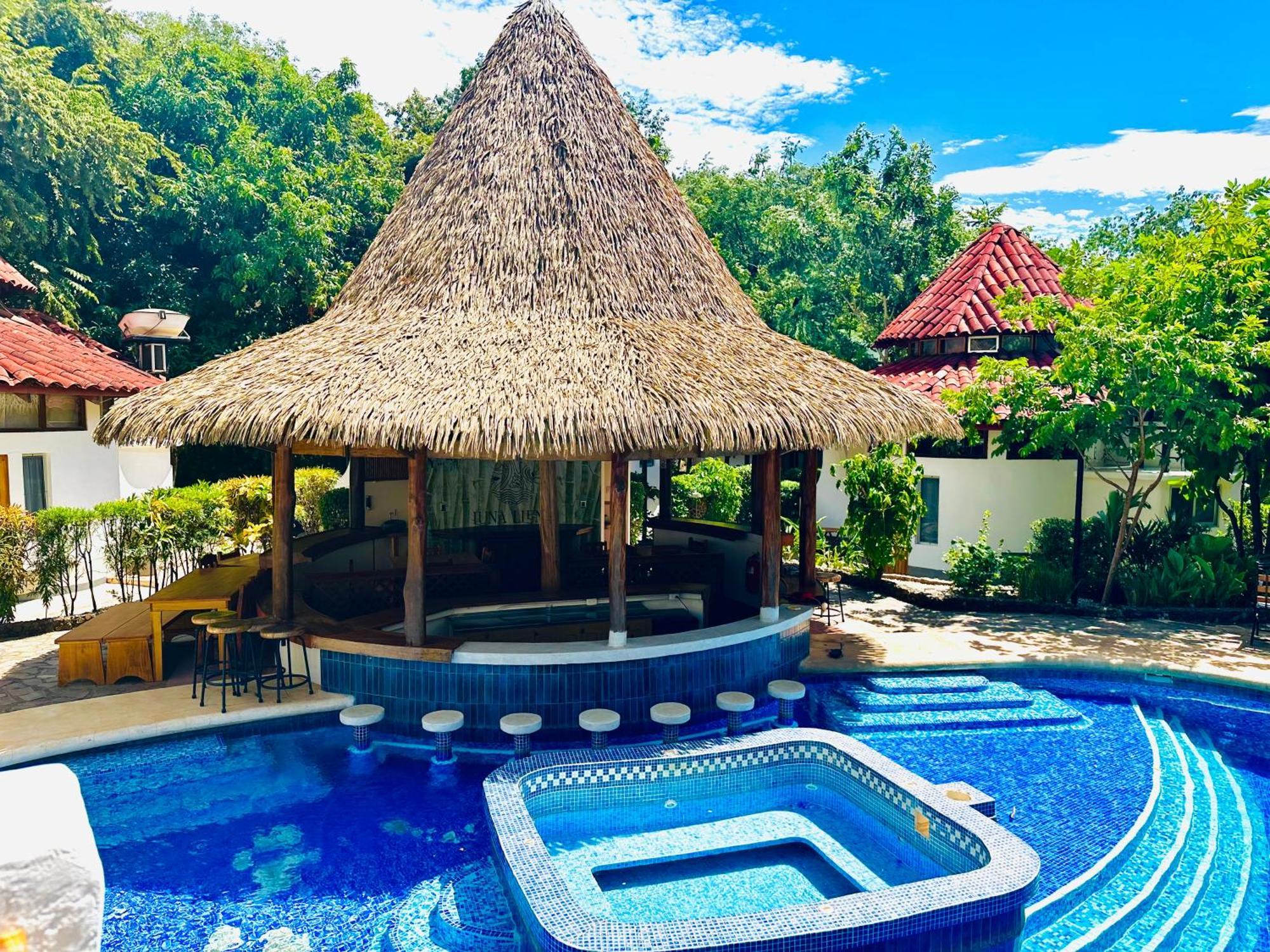 Hotel Luna Llena Tamarindo Kültér fotó